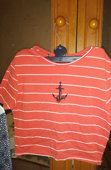 Женский оранжевый топ