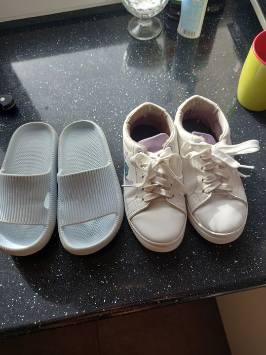 Adidasy snakersy disney Stitch 32 jesień wiosna gratis klapki