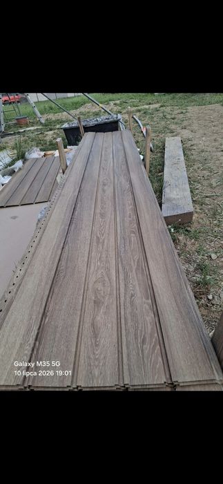 Podbitka drewnopodobna budmat + listwy