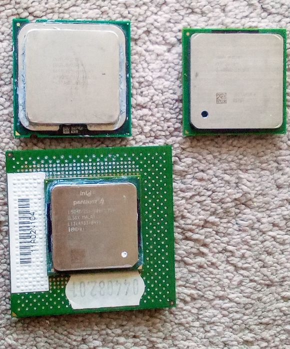 Memorias edo, sdram, ddr, ddr2 e cpu p3 e p4