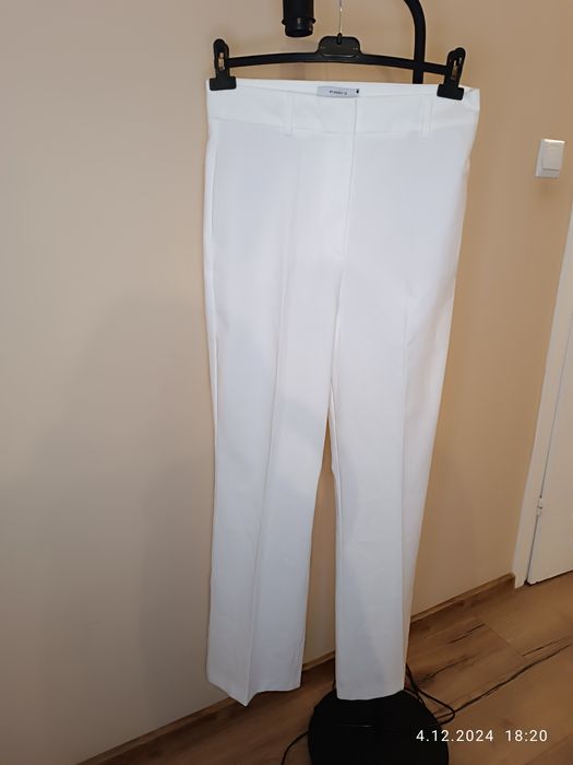 Nowe wizytowe spódnie Reserved L