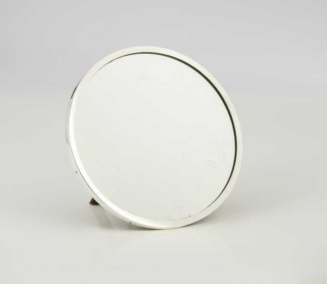 Espelho de mesa com moldura em prata portuguesa