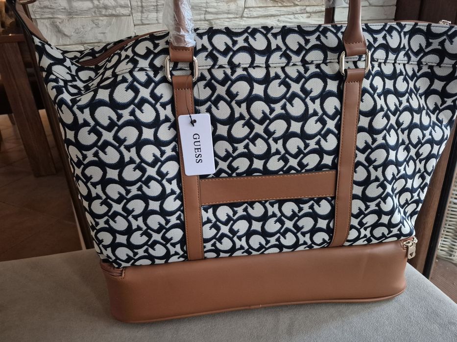 Torebka Damska Shopper Bag Podróżna Guess