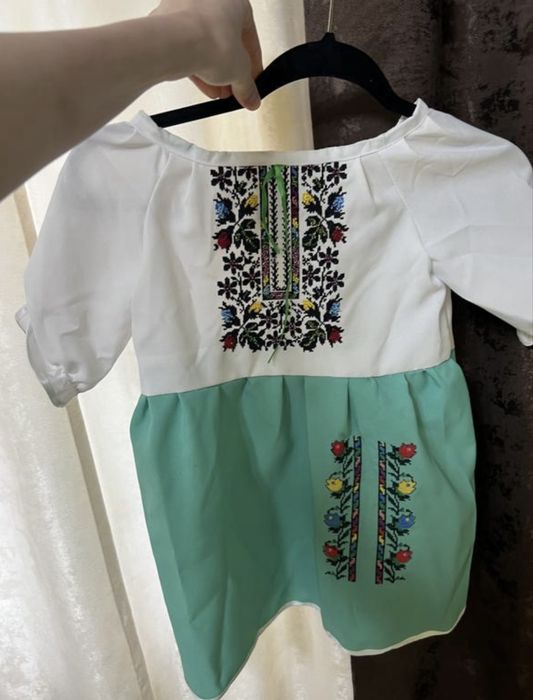 Плаття-вишиванка для дівчинки