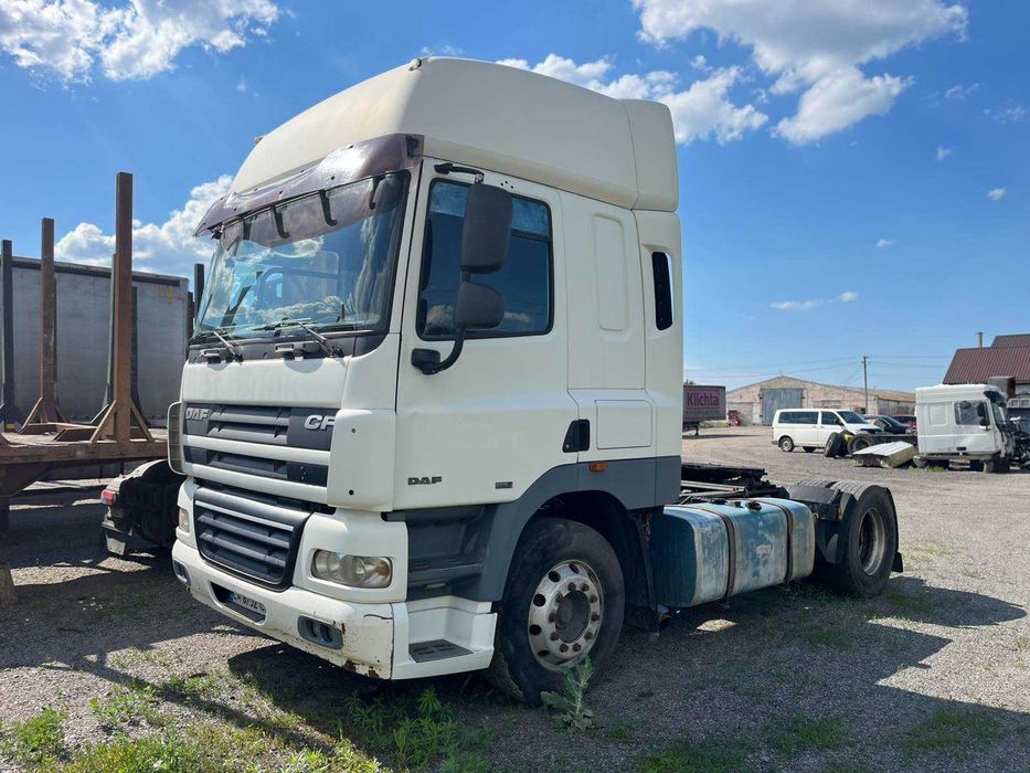 Продам тягач DAF