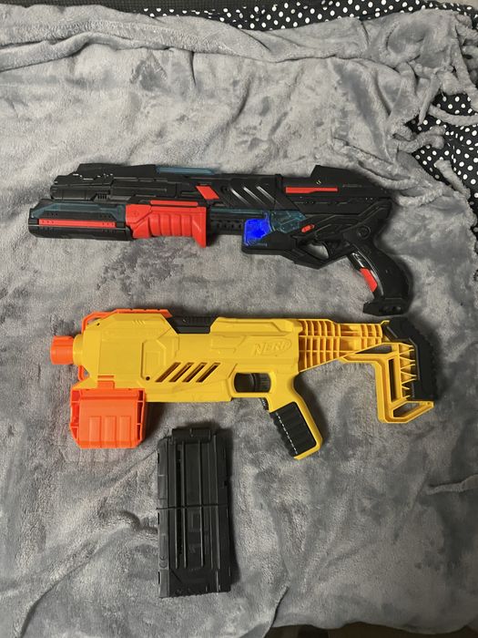 автомат/пістолет Nerf та чорний