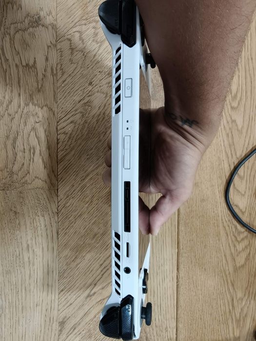 ASUS Rog Ally Z1 Extreme