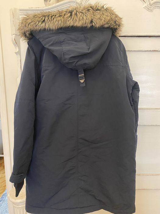 Kurtka puchowa Levis damska idealna