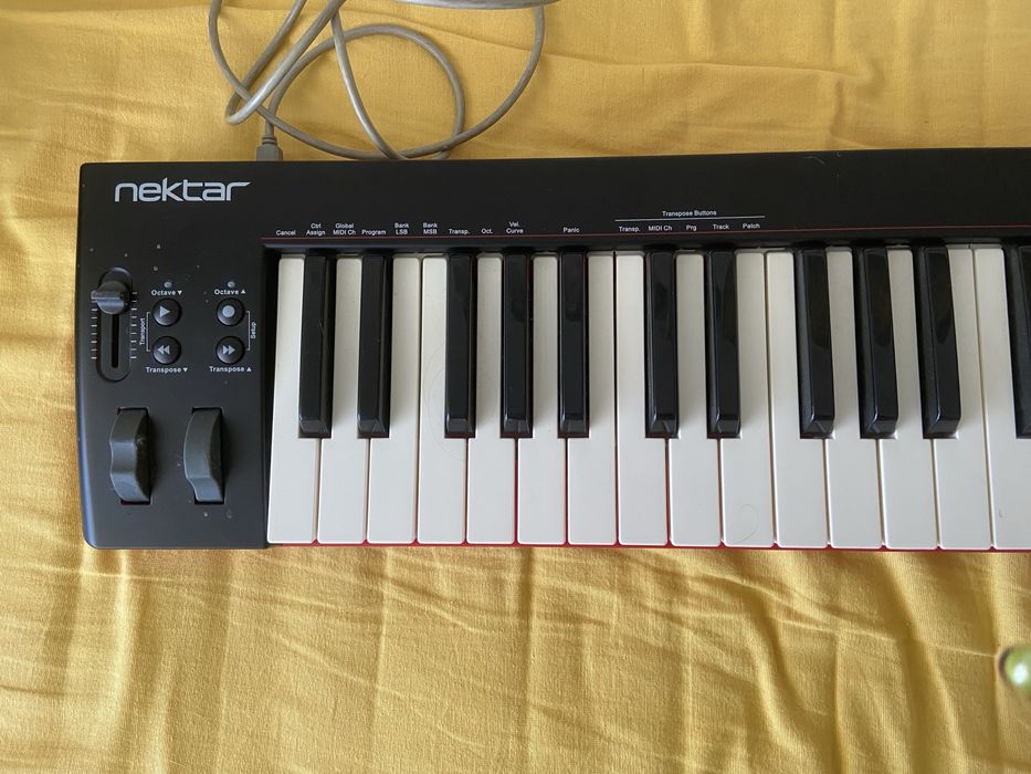 Nektar SE 49 teclado