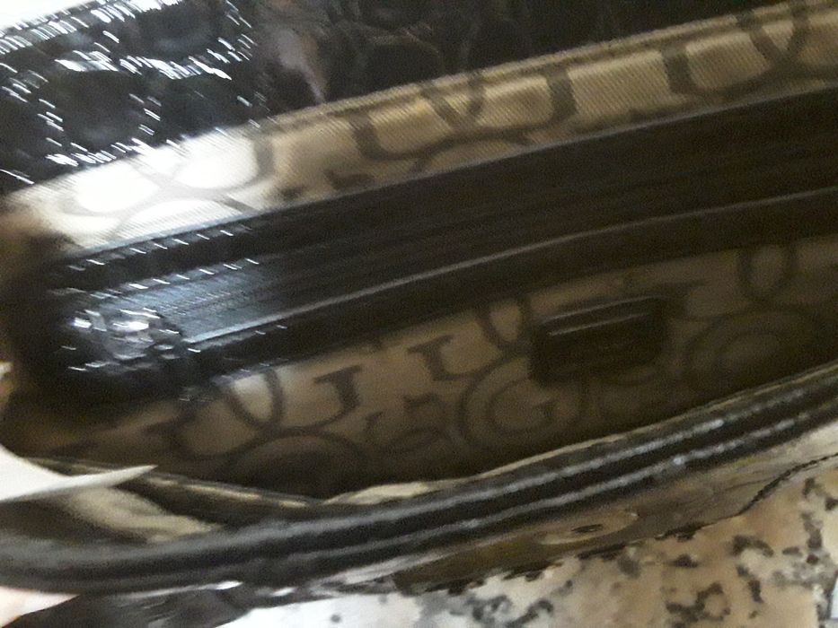 Mala/Carteira da Guess. Original.