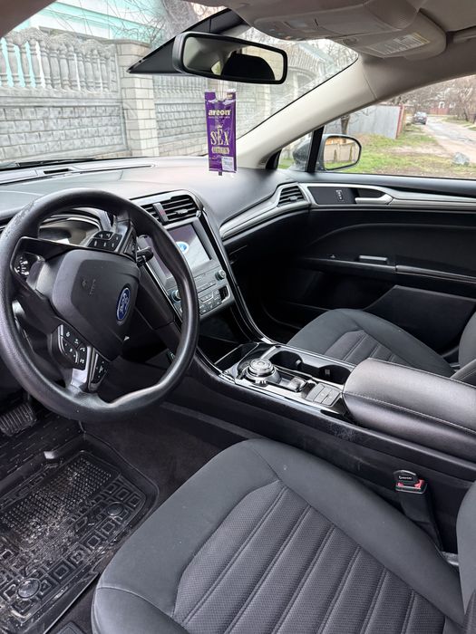 Ford fusion 2020рік