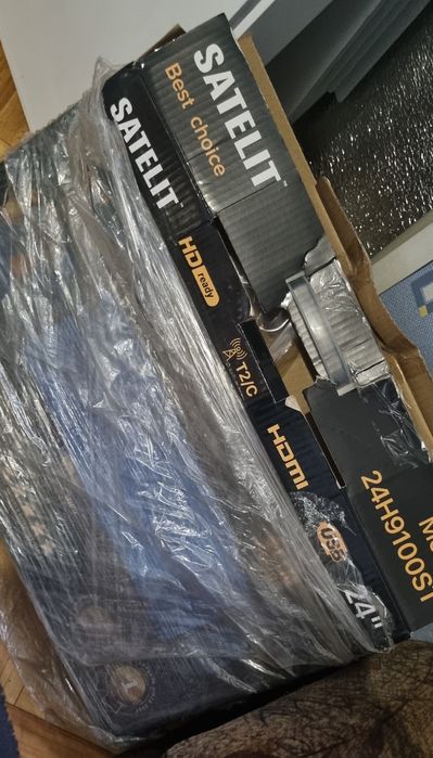 Продам  Smart телевизор  24" Satelit  24H9100ST