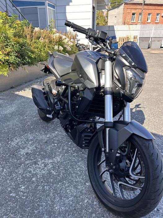 Bajaj Dominar 400 2021 рік