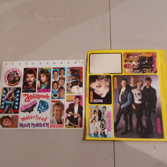 Cromos e autocolantes preço meramente ilustrativo