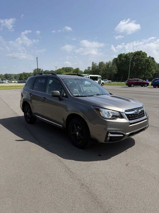 Subaru Forester Touring      2018