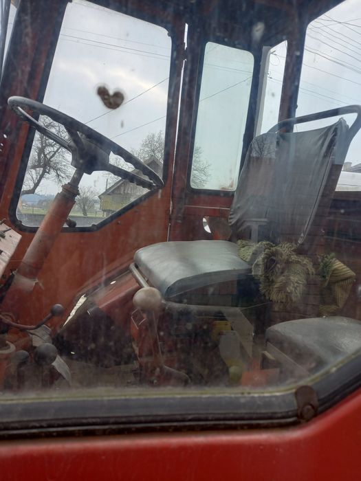 Продам Трактор  Т16