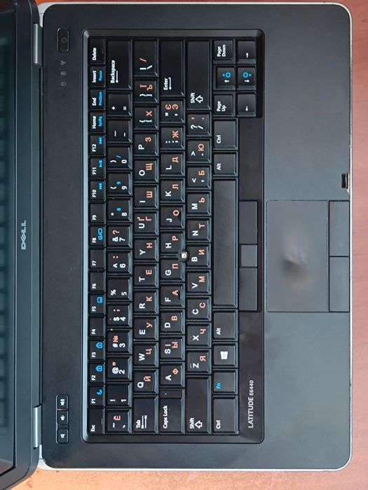 ноутбук на  відновлення Dell latitude e6440