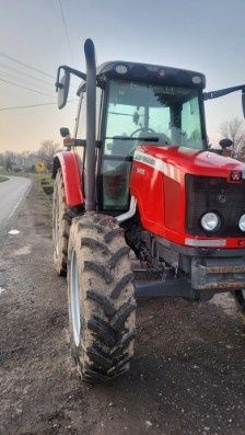 Ciągnik rolniczy Massey ferguson 5435