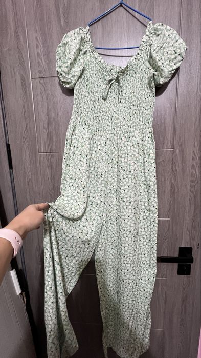 Продам літній легкий комбінезон