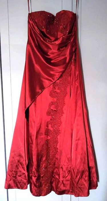 Vestido de festa vermelho