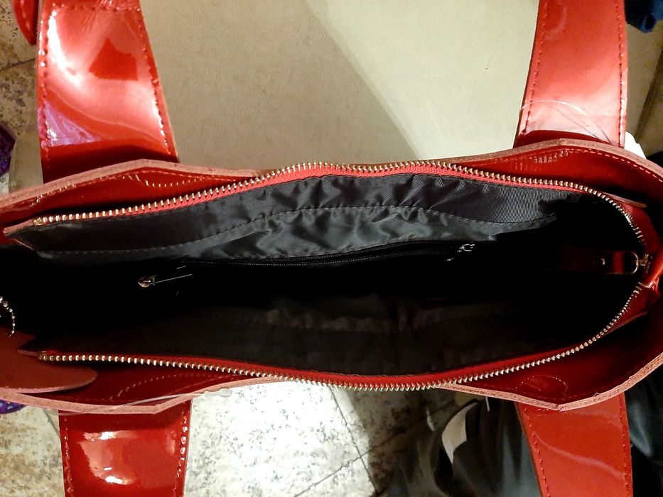 Супер Сумка красная натуральная 
 большая лаковая Италия дешево