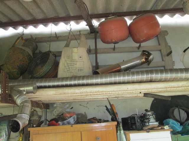 grade   antiga  de  gardar  terra