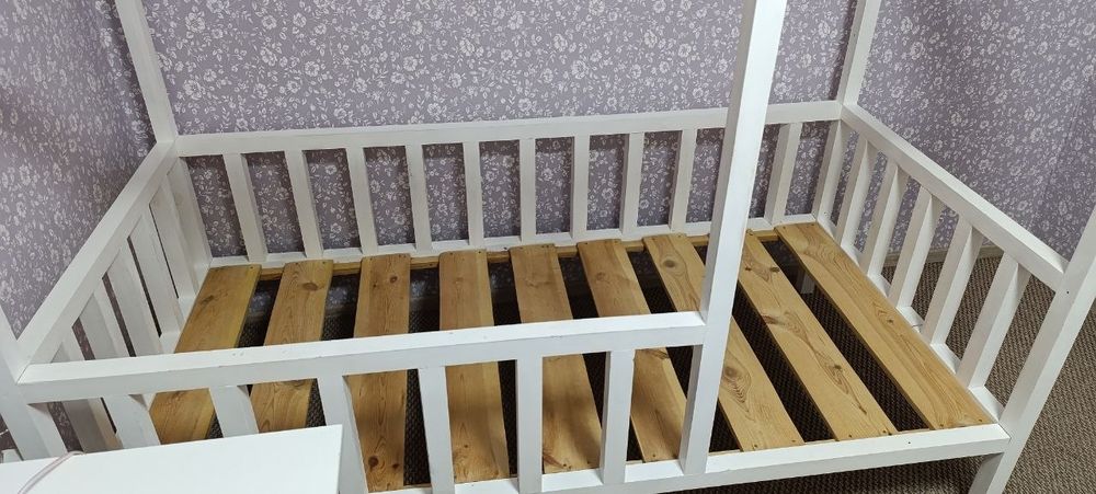 Продам детскую кровать