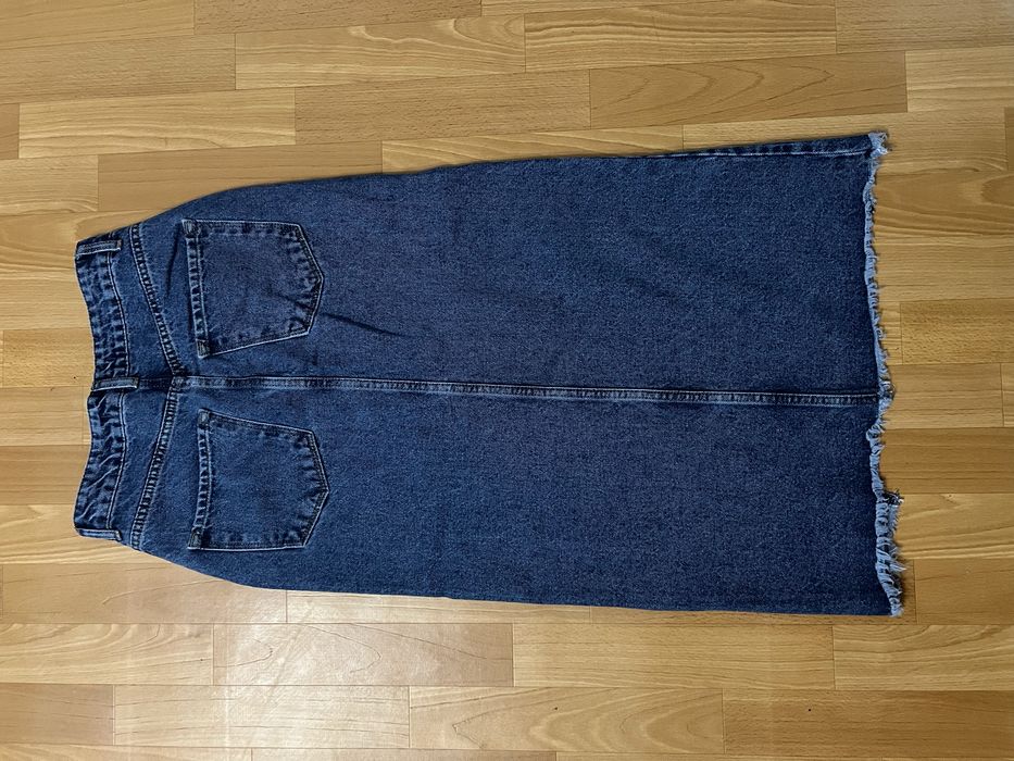 Джинсовая юбка миди