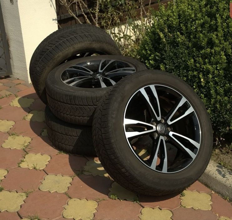 Продам Volvo XC90