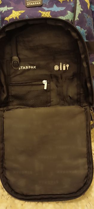 Placek szkolny Starpak shark usztywniany