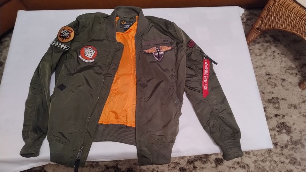 Okazja - Kurtka Bomberka Alpha Industries MA-1 TT ( Rozmiar S )