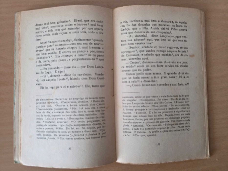 Livro "Crestomatia Arcaica" de Rodrigues Lapa