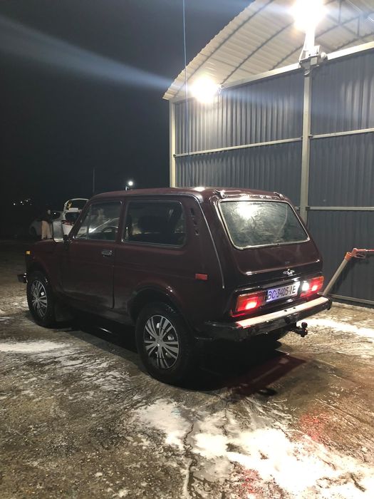 Автомобіль ВАЗ 2121