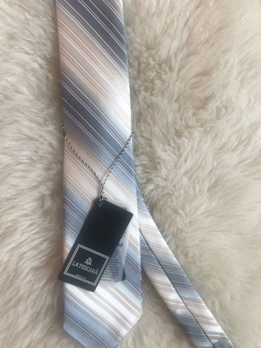 Новый мужской галстук итальянского бренда La Pescara