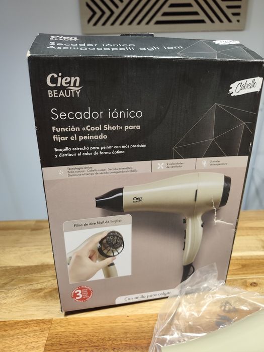 Secador novo na caixa