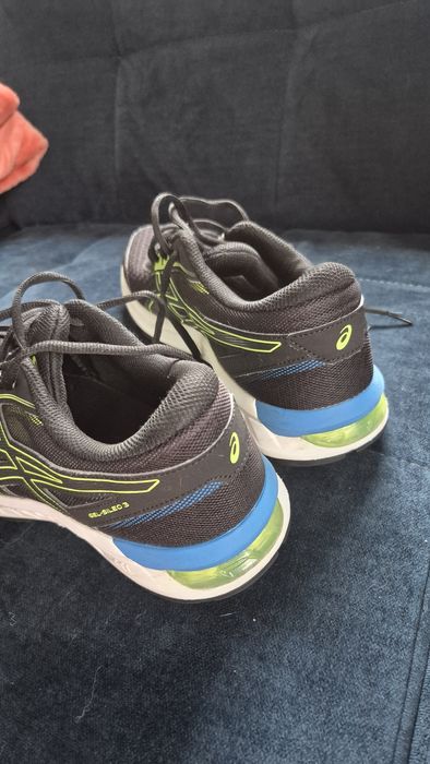 Buty sportowe asics