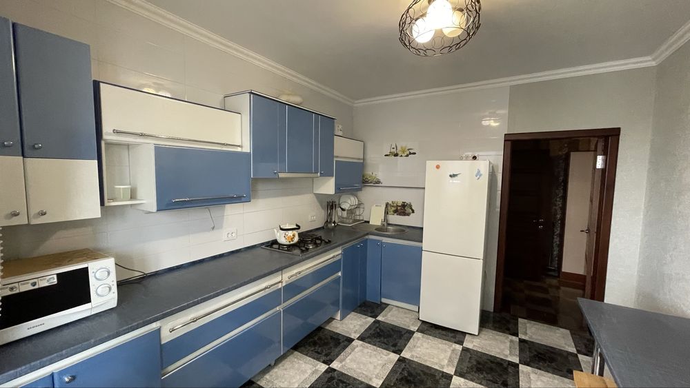 Здам однокімнатну квартиру в Центрі, автономка