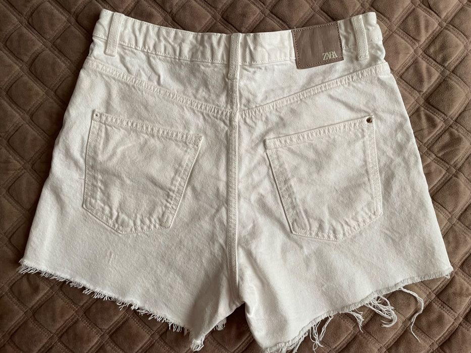Білі джинсові шорти Zara