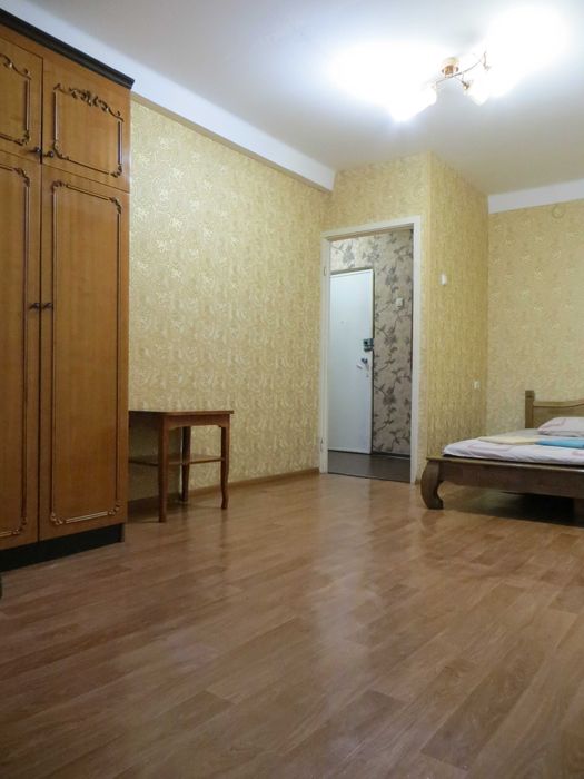 ст. метро "Героев Днепра"- 1 мин. ТЦ «Oasis». проспект Оболонский - 43