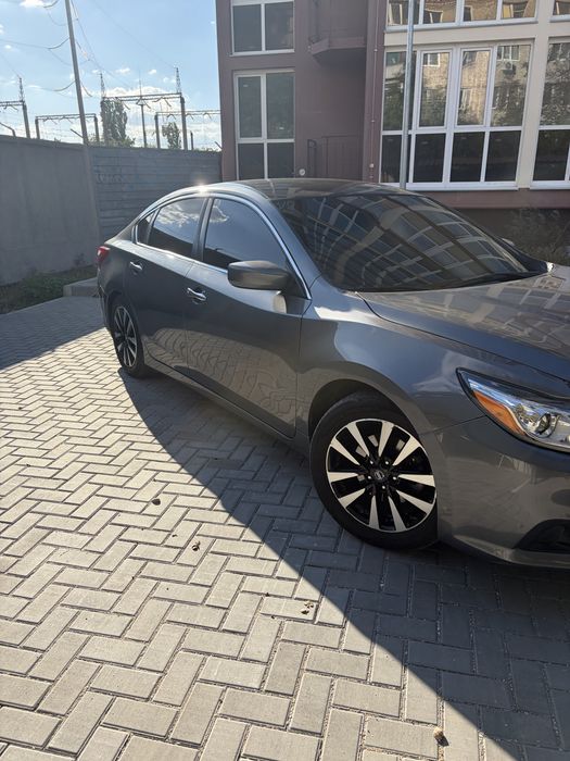 Продам Nissan Altima 2018