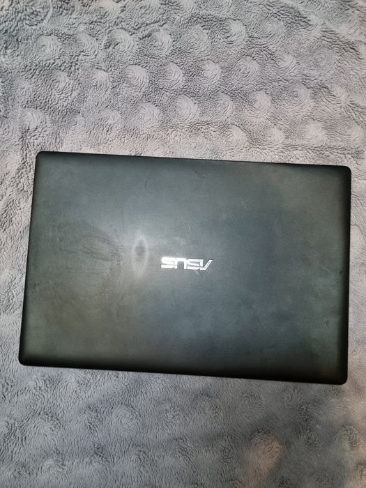 Laptop Asus x553m na części