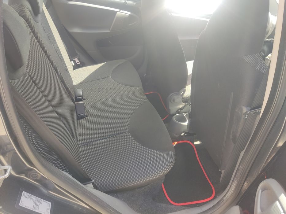 Toyota Aygo caixa automática