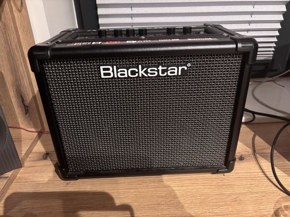 Wzmacniacz black star id core 4 10 w
