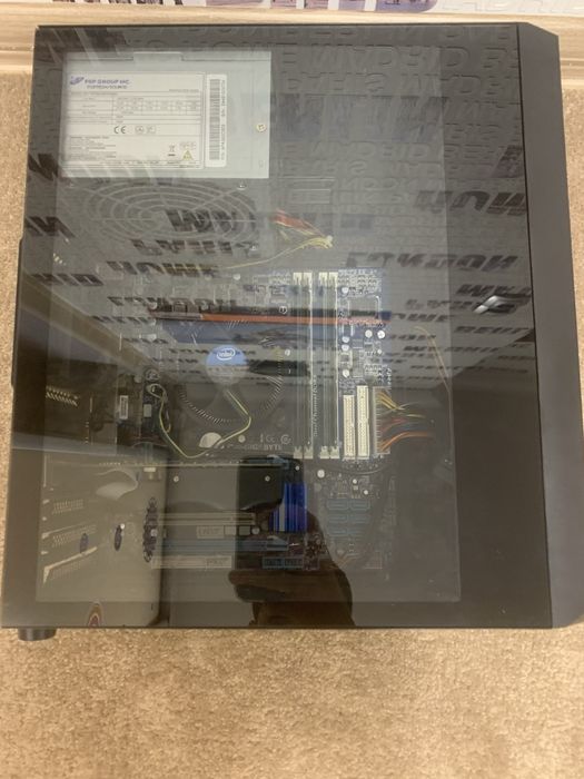 Komputer gamingowy jak i do pracy