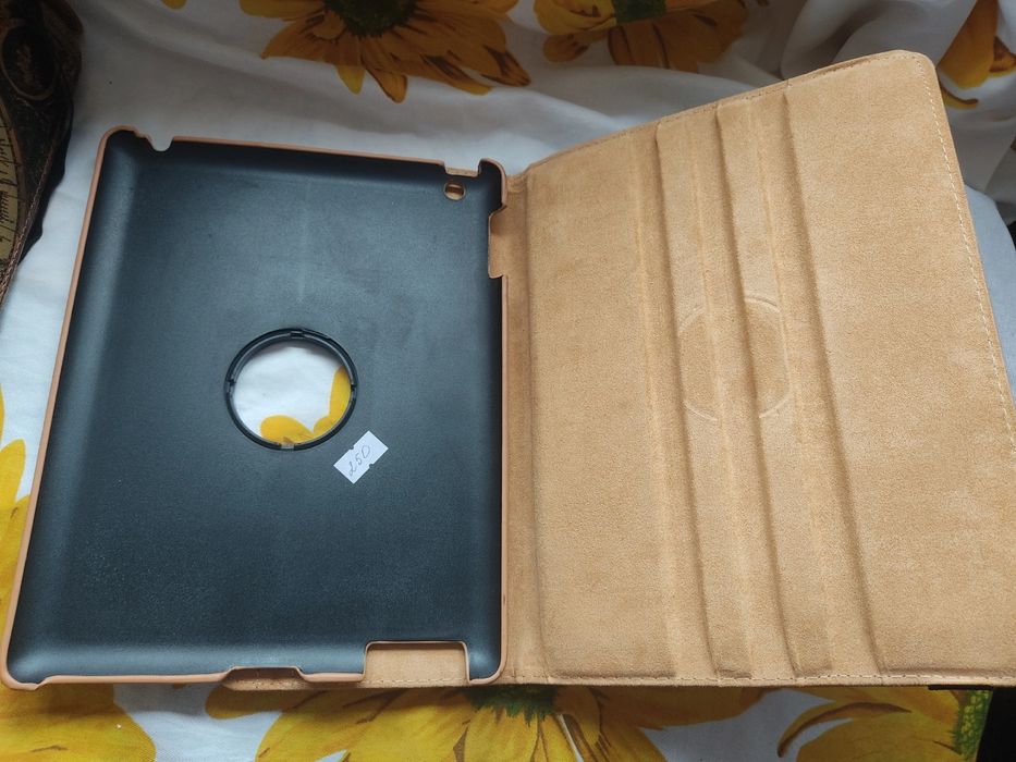 Чехол на планшет