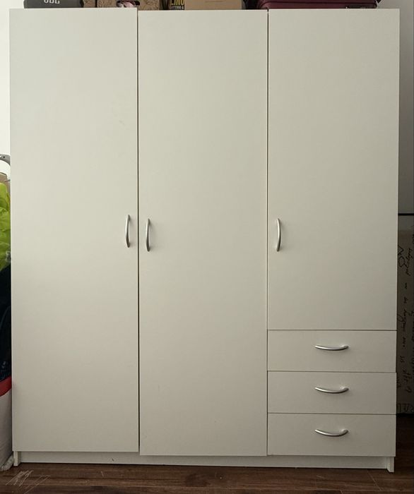 Szafa biała duża