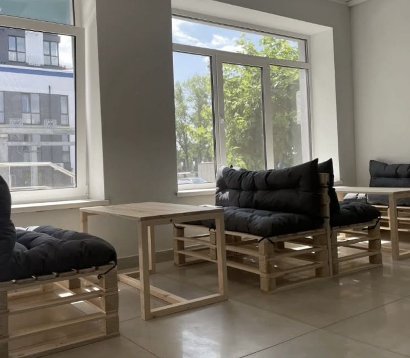 Меблі для тераси з дерева