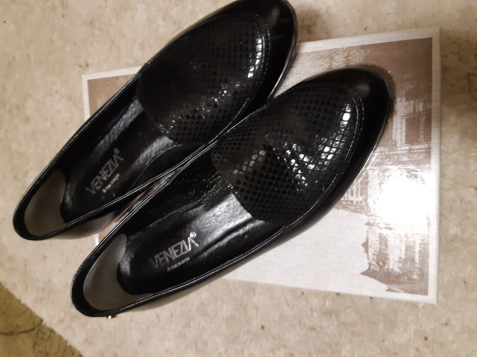 Buty Venezia