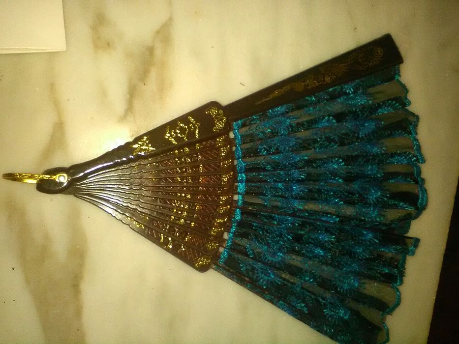 Conjunto de 4 Leques Diversos