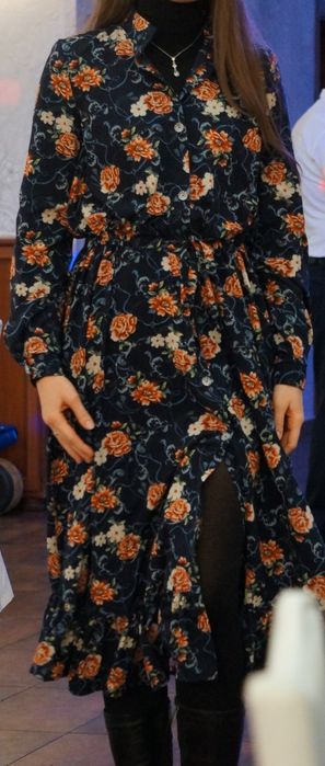 Сукня в квіти s-m